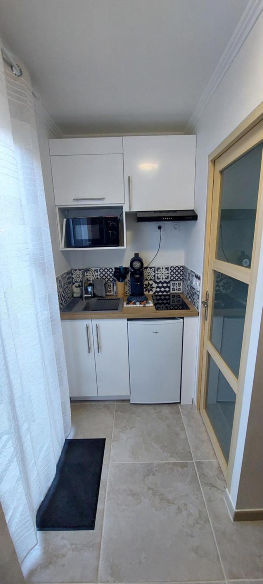 Gite De L'Olivier, Classe, Climatise, Jardin Avec Parking Gratuit Devant Le Logement Et A 5 Minutes Du Centre-Ville A Pied LʼIsle-sur-la-Sorgue Dış mekan fotoğraf