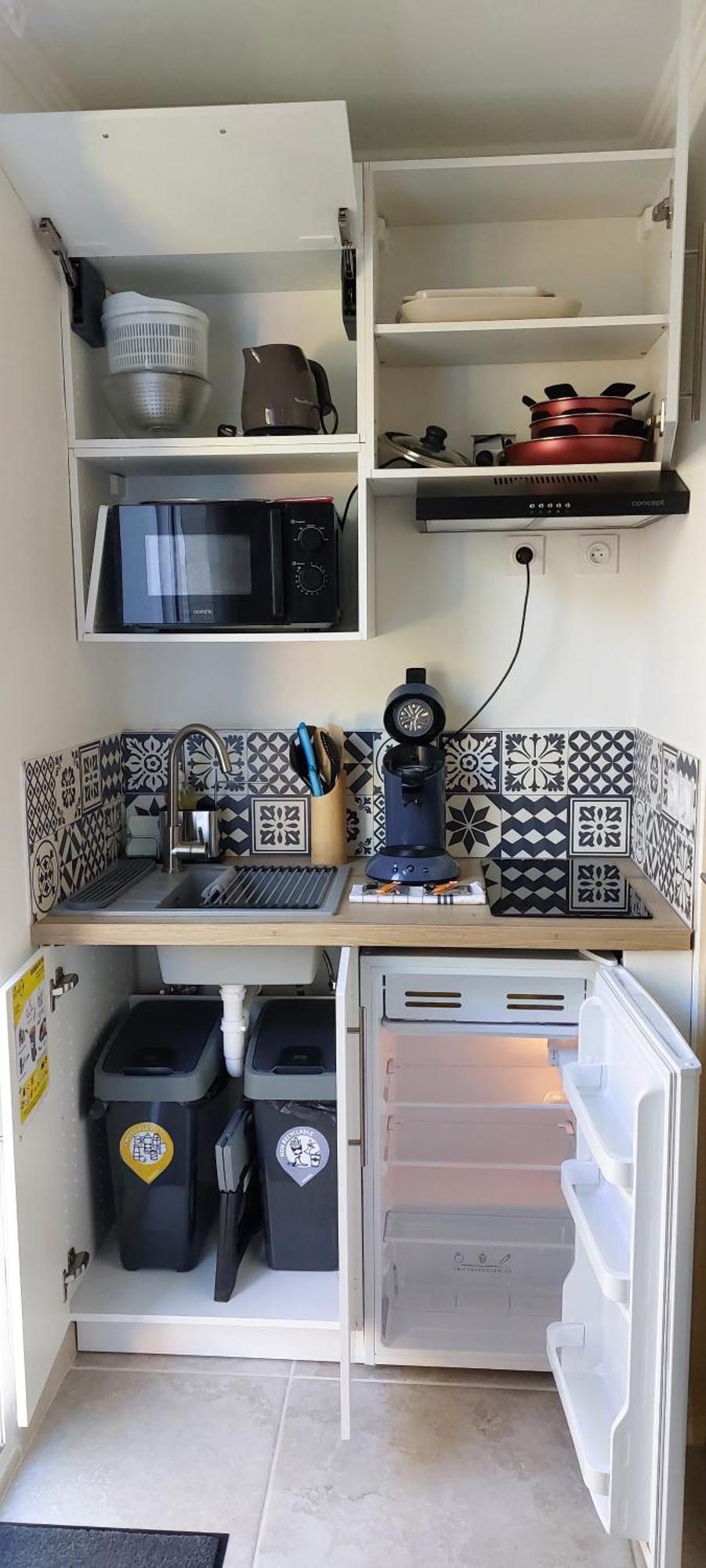 Gite De L'Olivier, Classe, Climatise, Jardin Avec Parking Gratuit Devant Le Logement Et A 5 Minutes Du Centre-Ville A Pied LʼIsle-sur-la-Sorgue Dış mekan fotoğraf